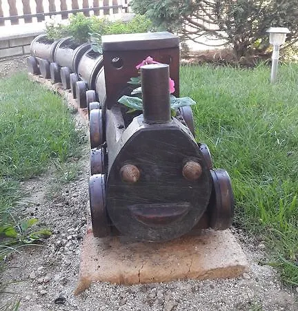 Szaloky Apartmanhaz דירה *