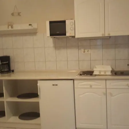 Apartament Szaloky Apartmanhaz Gyenesdiás