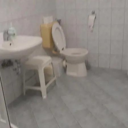 Szaloky Apartmanhaz Apartament Gyenesdiás